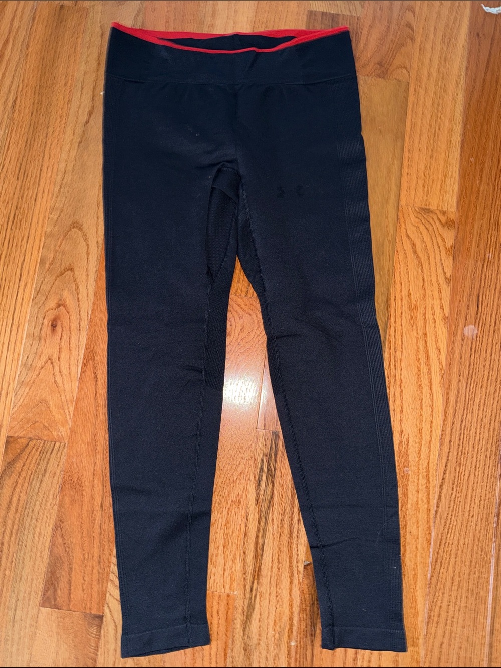 Under Armour Black Seamless  Leggings with Red Waistband - womens
